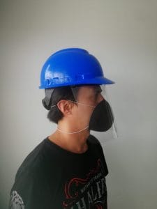 mascara para casco